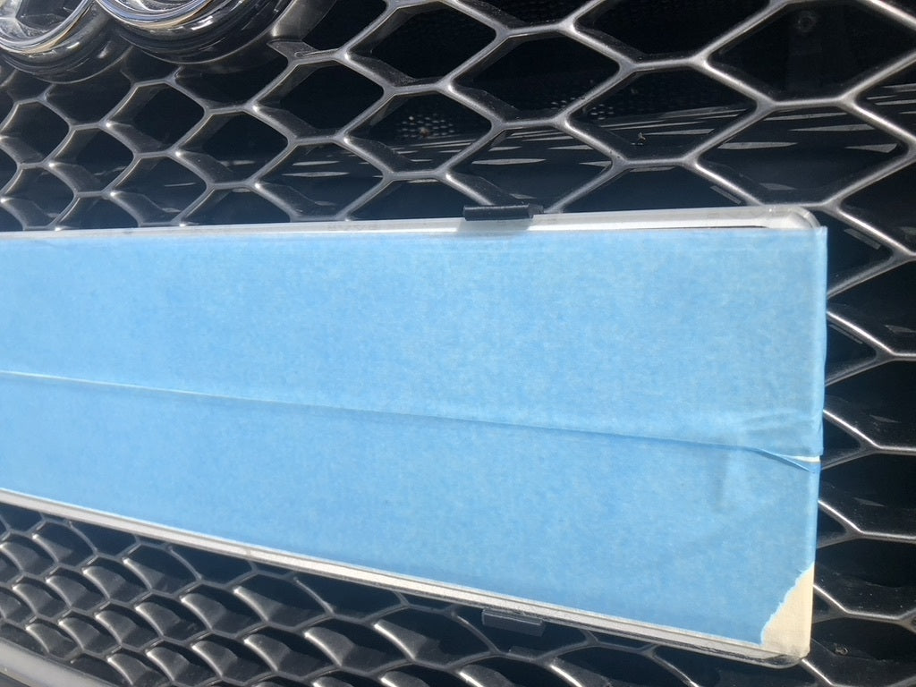 Βαση στηριξεις πινακίδας Audi RS